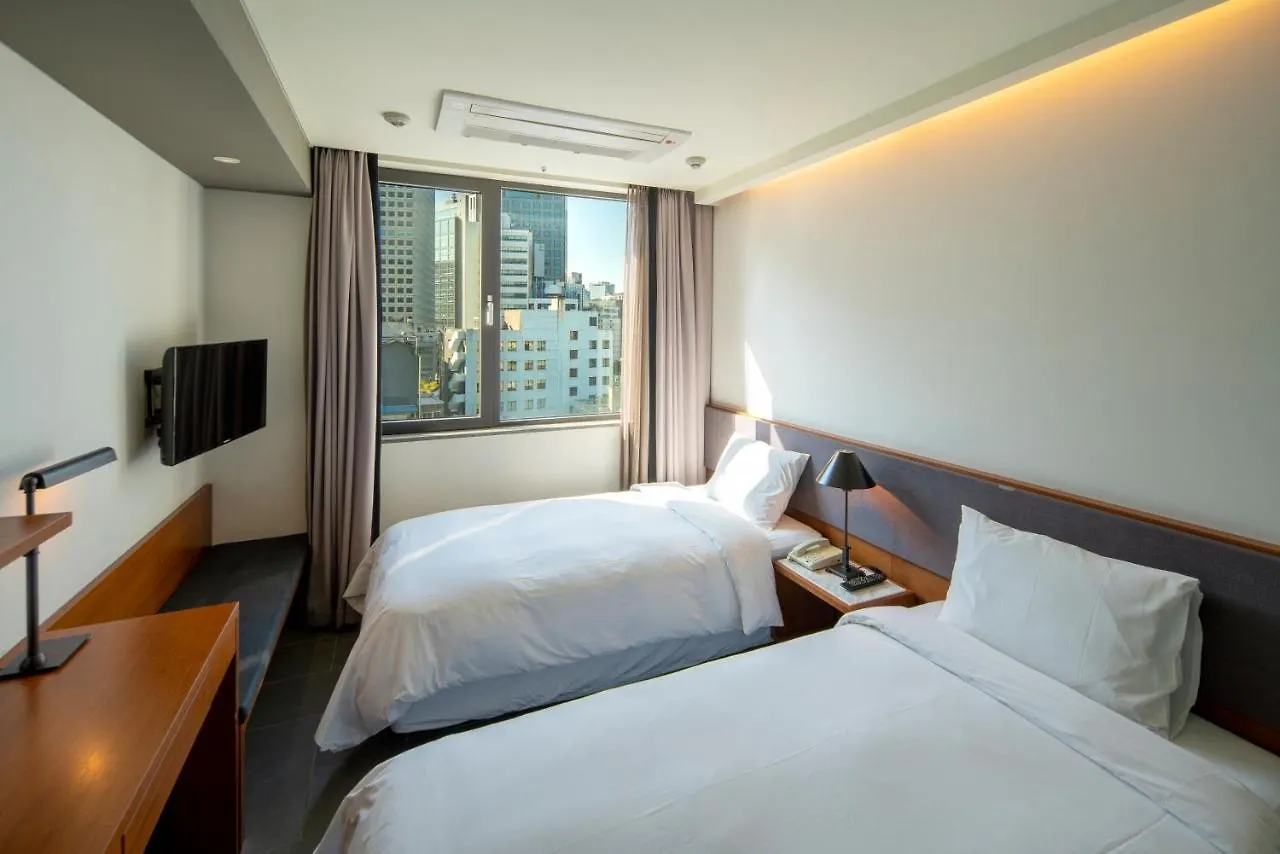 Seoul Hotel Shinshin Myeongdong 3*,  South Korea
