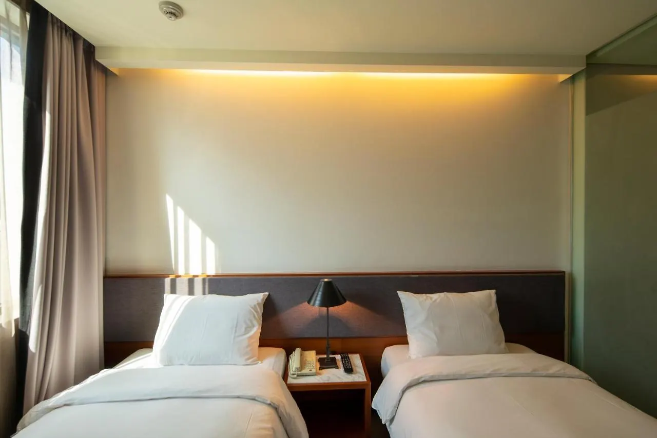 Seoul Hotel Shinshin Myeongdong