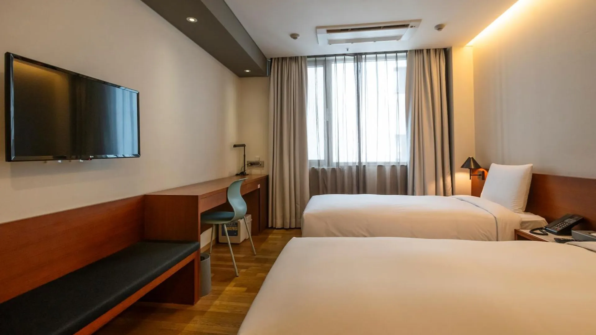 Seoul Hotel Shinshin Myeongdong