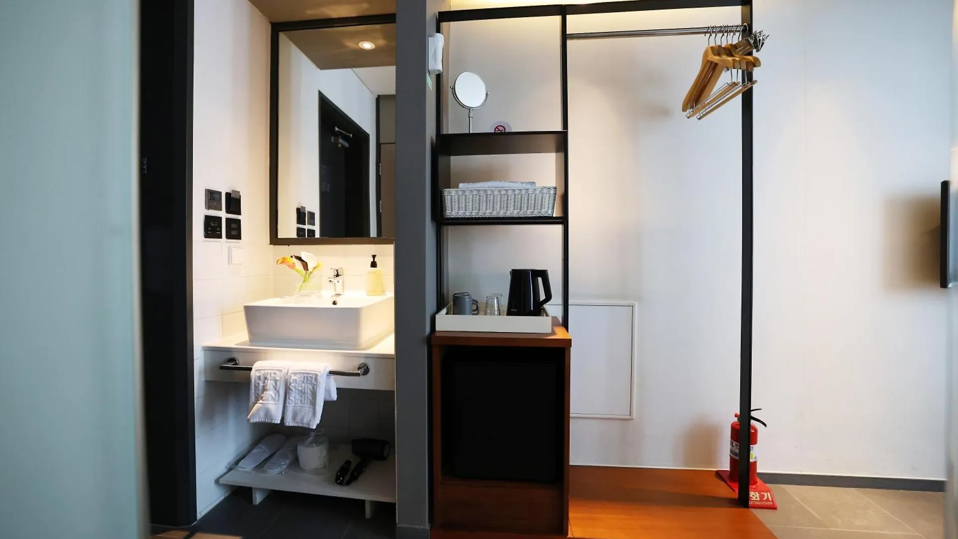 Seoul Hotel Shinshin Myeongdong