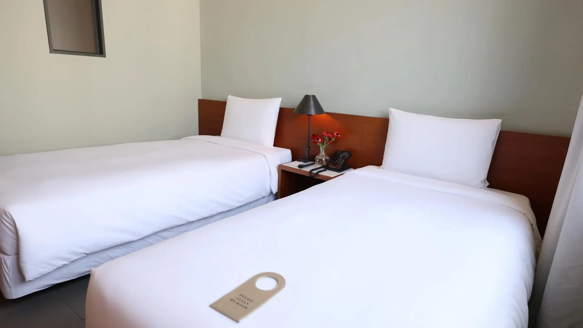 Seoul Hotel Shinshin Myeongdong 3*,