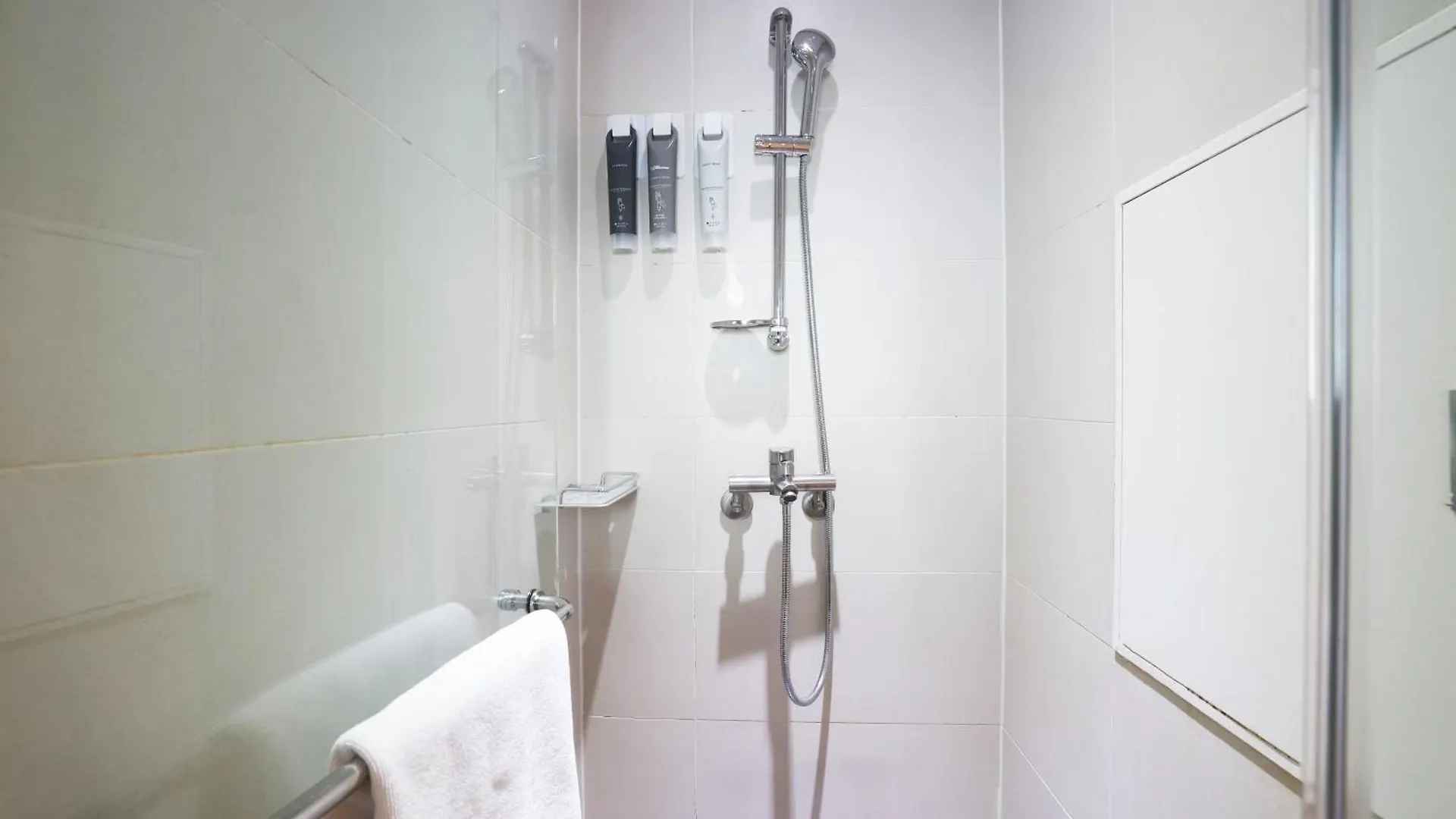 Seoul Hotel Shinshin Myeongdong