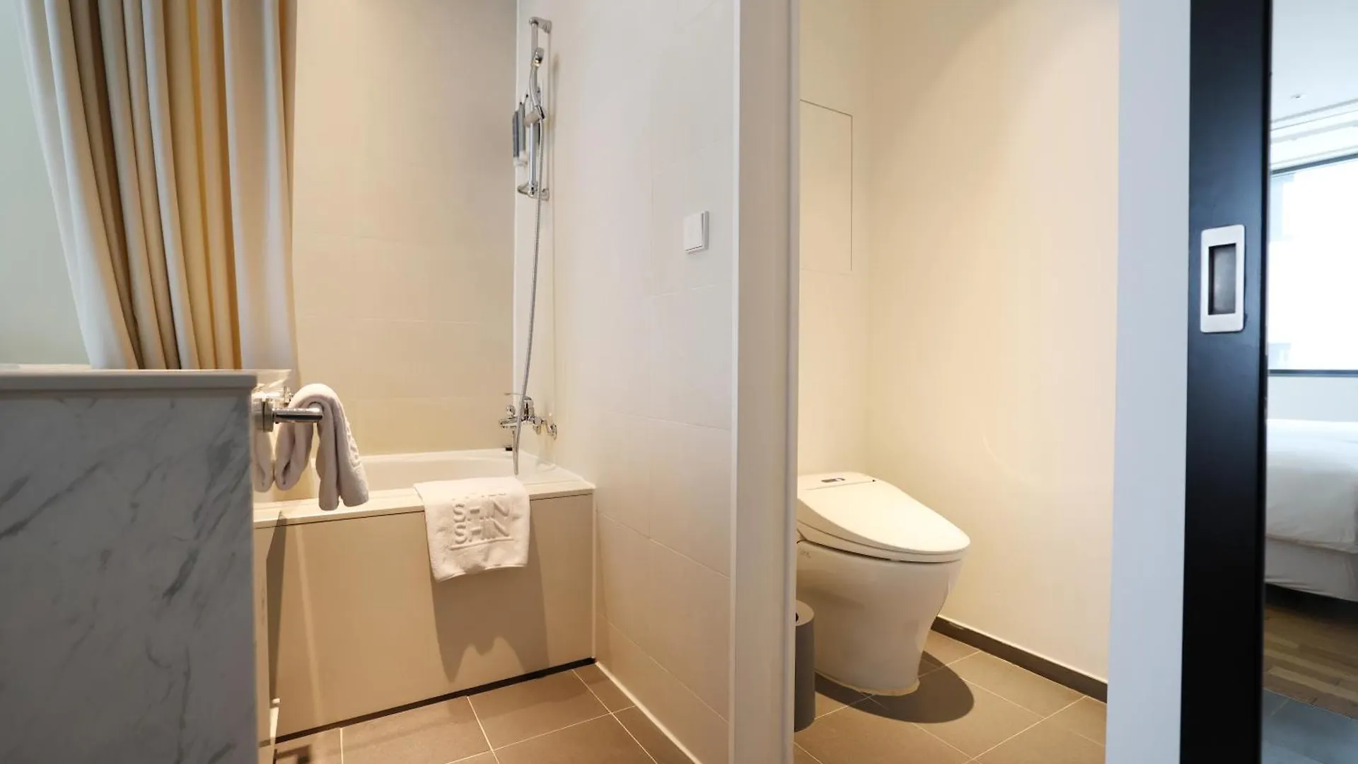 Seoul Hotel Shinshin Myeongdong
