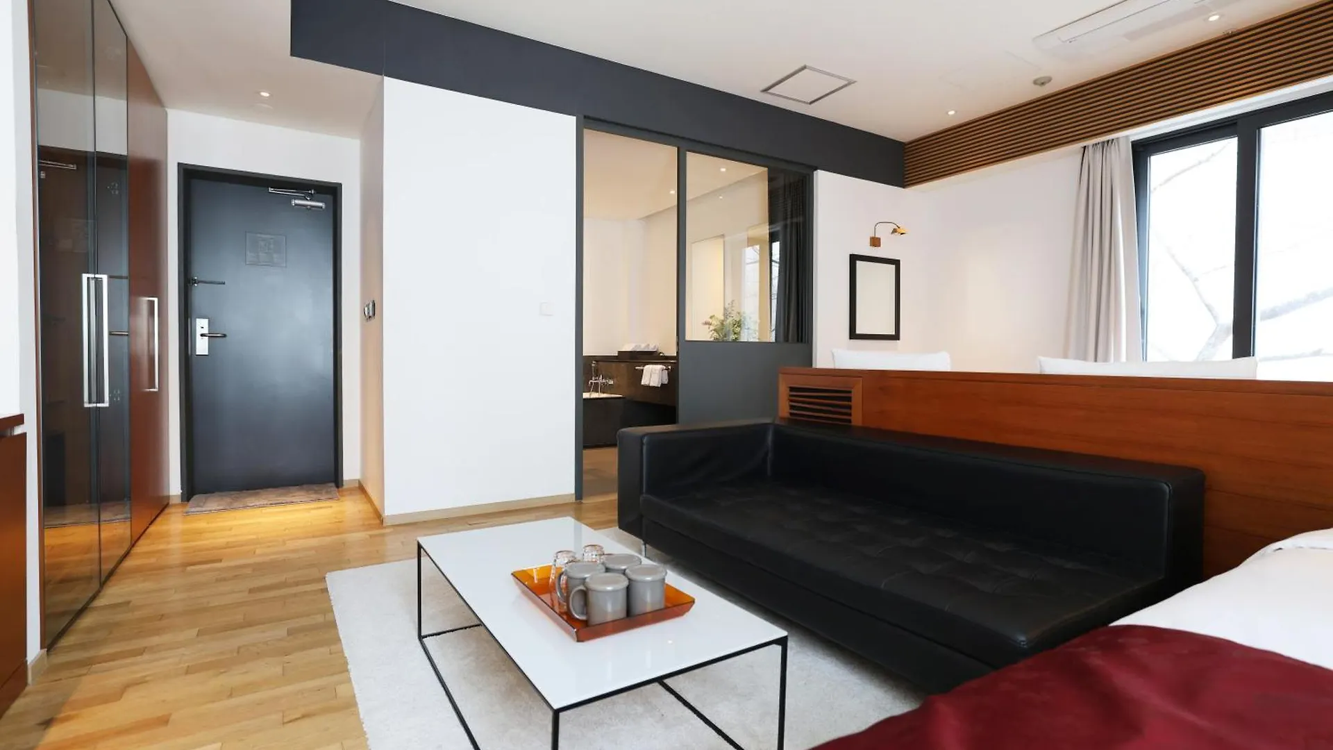 Seoul Hotel Shinshin Myeongdong 3*,  South Korea