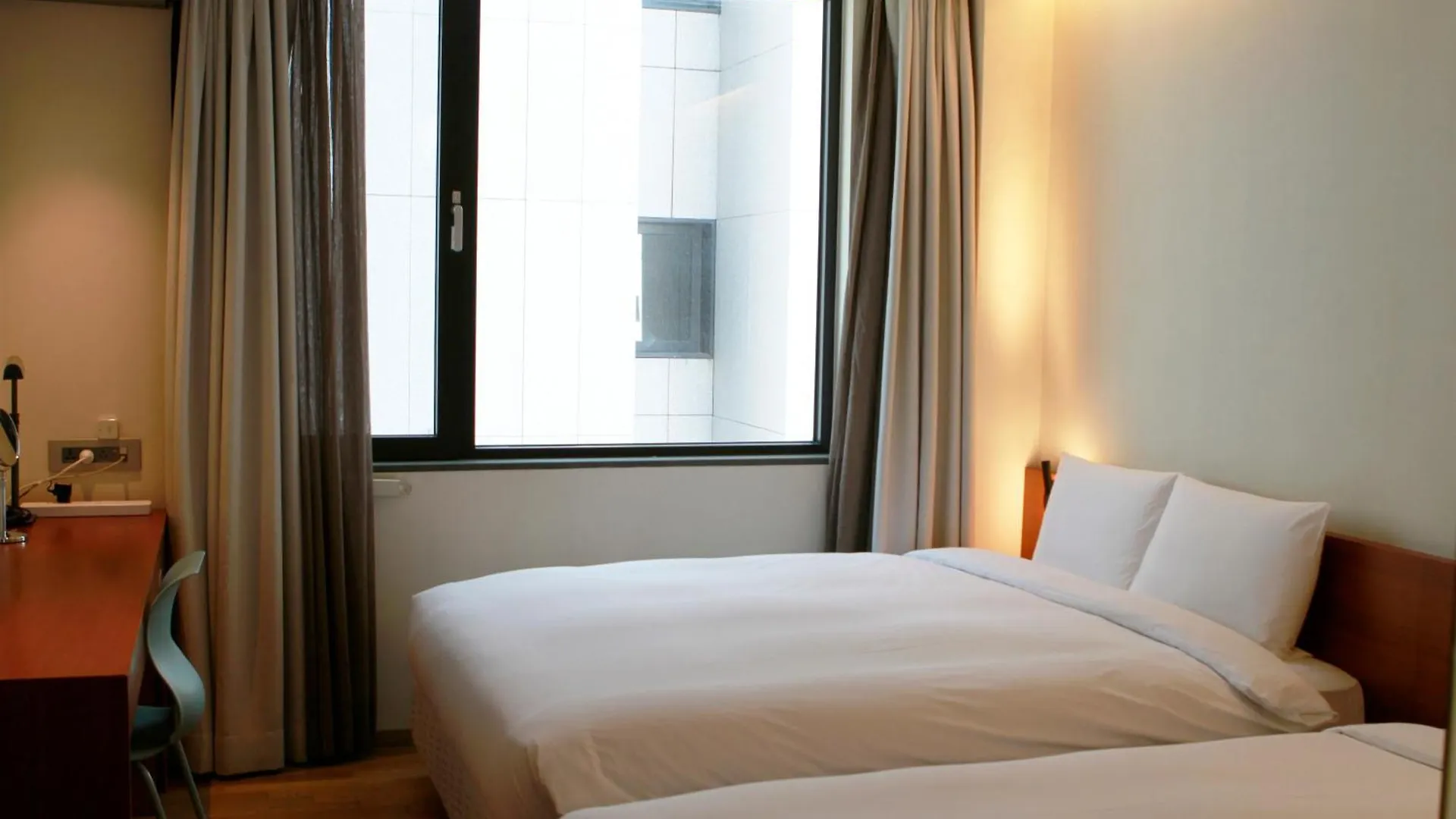 Seoul Hotel Shinshin Myeongdong